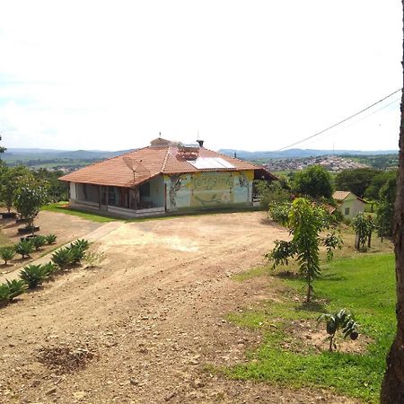 Pousada Terezinha Do Flor São João Batista do Glória Exteriör bild
